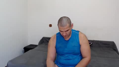 gabyfeatbogdy online show from 12.19.24