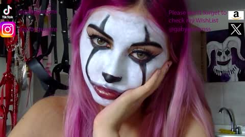 gabygumms online show from 10.15.25