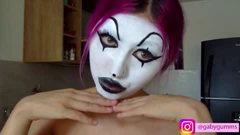 gabygumms online show from 10.28.25