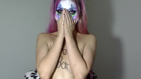 gabygumms online show from 11.24.25