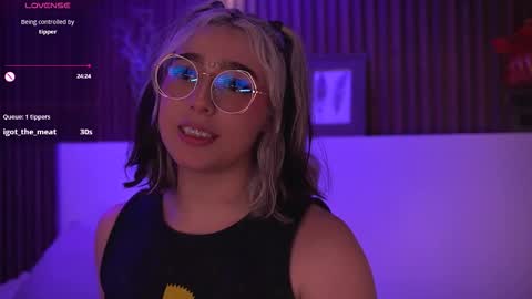 Snapshot of gabyrose9 chatting on 02.03.26 gabyrose9 online show from 02.03.26