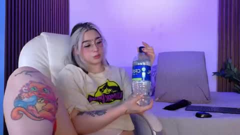 Snapshot of gabyrose9 chatting on 02.12.26 gabyrose9 online show from 02.12.26