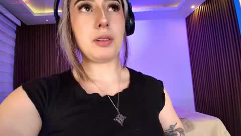 Snapshot of gabyrose9 chatting on 02.26.26 gabyrose9 online show from 02.26.26