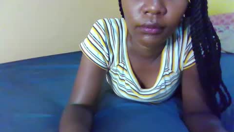 Snapshot of gada_charm chatting on 02.20.25 Gada online show from 02.20.25