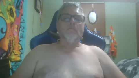 Snapshot of gadude45 chatting on 09.13.25 gadude45 online show from 09.13.25