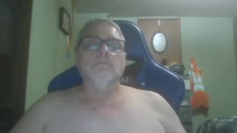 Snapshot of gadude45 chatting on 10.24.25 gadude45 online show from 10.24.25