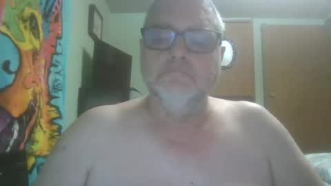 Snapshot of gadude45 chatting on 05.19.26 gadude45 online show from 05.19.26