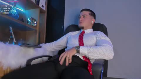 Snapshot of gael_williams3 chatting on 09.29.25 gael_williams3 online show from 09.29.25