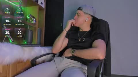 Gael Williams online show from 11.20.25