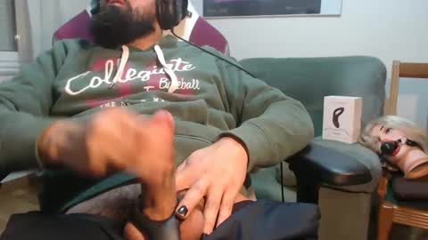 Snapshot of gag0nmyc0ck chatting on 12.21.24 your master online show from 12.21.24