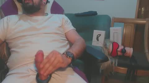 Snapshot of gag0nmyc0ck chatting on 04.30.26 your master online show from 04.30.26