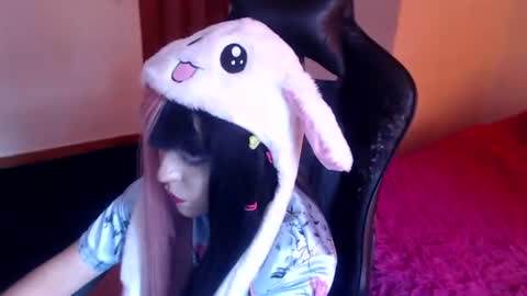 Snapshot of gakomenoshida chatting on 07.18.26 Kate 3 online show from 07.18.26