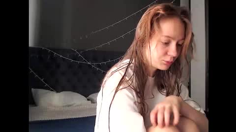 Snapshot of galaxyandromeda chatting on 12.02.25 My name Lou 3 online show from 12.02.25