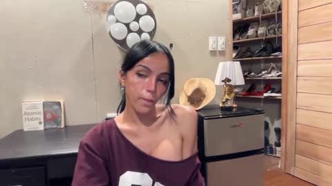 Snapshot of galileii chatting on 11.22.25 galileii online show from 11.22.25