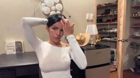 Snapshot of galileii chatting on 01.12.26 galileii online show from 01.12.26