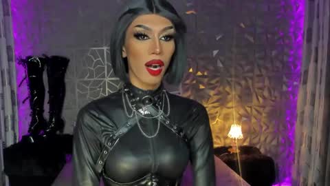 Snapshot of ganexxxx chatting on 01.15.25 MISSANN online show from 01.15.25