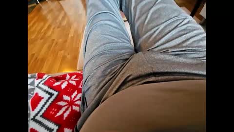 Snapshot of garbis11 chatting on 02.22.25 garbis11 online show from 02.22.25