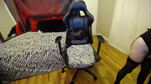 Snapshot of gartersex chatting on 04.18.26 Gartersex online show from 04.18.26
