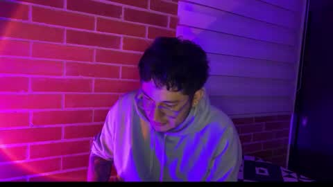 Snapshot of garyy333 chatting on 09.22.25 Gary online show from 09.22.25