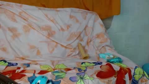 estrella online show from 10.03.25