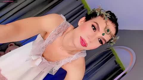 Vnecis Marn online show from 01.27.25