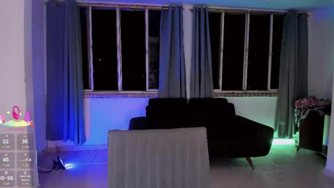 Snapshot of gatitavenecis1 chatting on 05.14.26 Vnecis Marn online show from 05.14.26