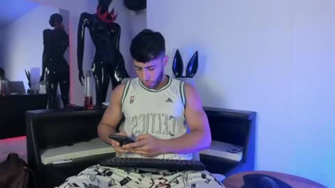 Snapshot of gato_pascal chatting on 06.14.26 Gato online show from 06.14.26