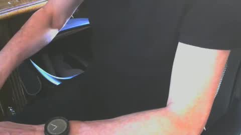 Snapshot of gay_slave_on_cam chatting on 02.02.25 gay slave on cam online show from 02.02.25