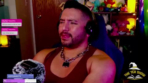 Snapshot of gaymerpuptek chatting on 01.04.25 Tek online show from 01.04.25