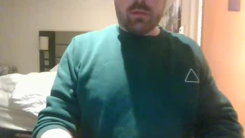 Snapshot of gebbeth chatting on 04.30.26 gebbeth online show from 04.30.26