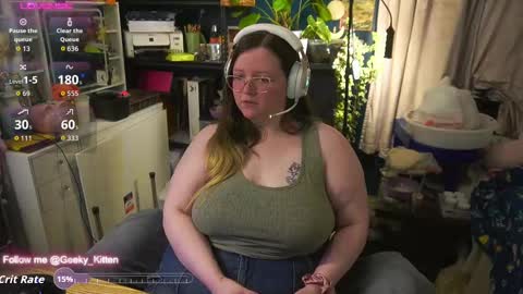 Geeky Kitten Leina -  online show from 10.05.25