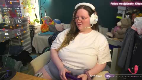 Geeky Kitten Leina -  online show from 10.25.25