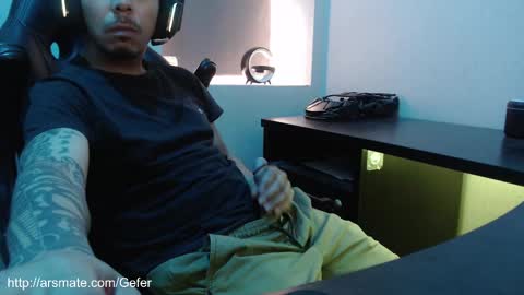 gefeeer online show from 10.30.25