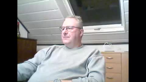 Snapshot of geiler_harald chatting on 12.04.25 Harald online show from 12.04.25