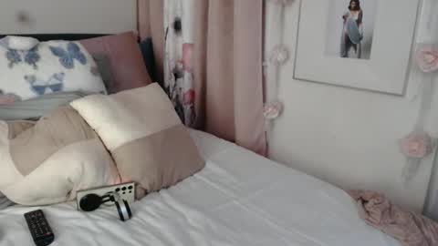 The Empress online show from 01.09.26