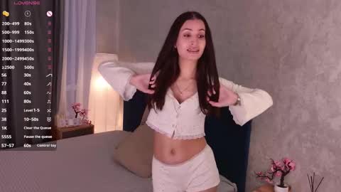 Snapshot of gembrunette chatting on 03.26.26 Lia online show from 03.26.26