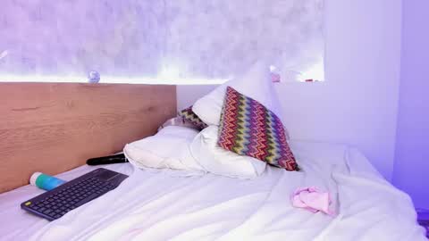 geminis muentes online show from 02.12.25