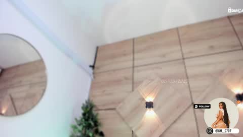    online show from 03.08.25