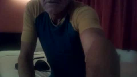 Snapshot of genderpalooza chatting on 11.23.25 Lenzy LaCanada online show from 11.23.25