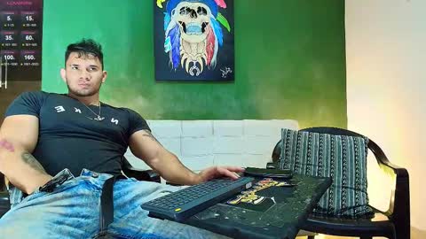 Snapshot of gendersonfit chatting on 02.14.26 gendersonfit online show from 02.14.26