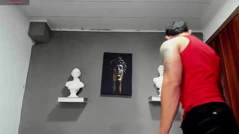 Snapshot of gendersonfit chatting on 02.21.26 gendersonfit online show from 02.21.26