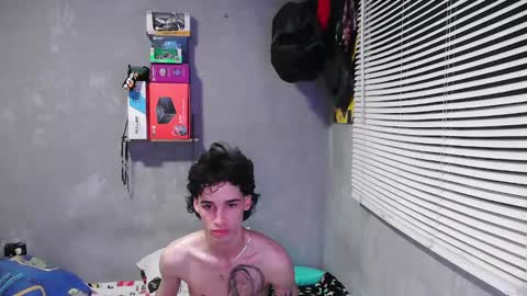 Snapshot of gendo_05 chatting on 12.11.24 GENDO online show from 12.11.24