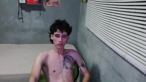 Snapshot of gendo_05 chatting on 01.06.25 GENDO online show from 01.06.25