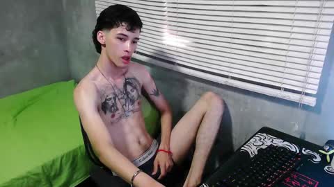 Snapshot of gendo_05 chatting on 09.13.25 GENDO online show from 09.13.25