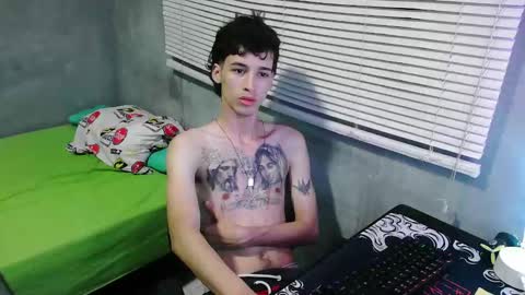 Snapshot of gendo_05 chatting on 09.17.25 GENDO online show from 09.17.25