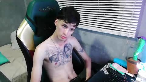 Snapshot of gendo_05 chatting on 10.17.25 GENDO online show from 10.17.25