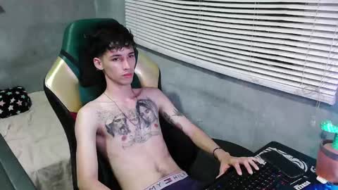 Snapshot of gendo_05 chatting on 10.21.25 GENDO online show from 10.21.25