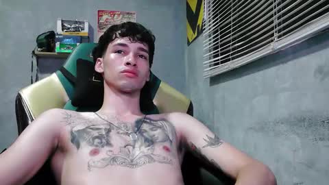 Snapshot of gendo_05 chatting on 10.27.25 GENDO online show from 10.27.25