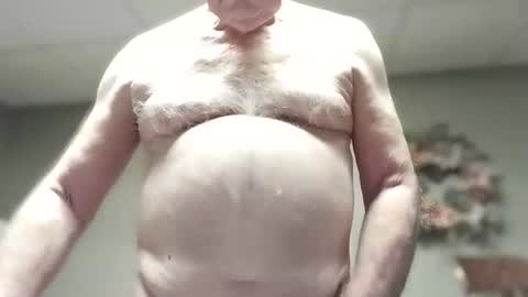 Snapshot of geneox chatting on 02.13.25 GeneOx online show from 02.13.25