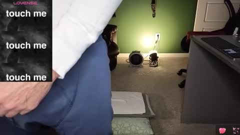 Snapshot of generalbliss chatting on 12.15.25 generalbliss online show from 12.15.25